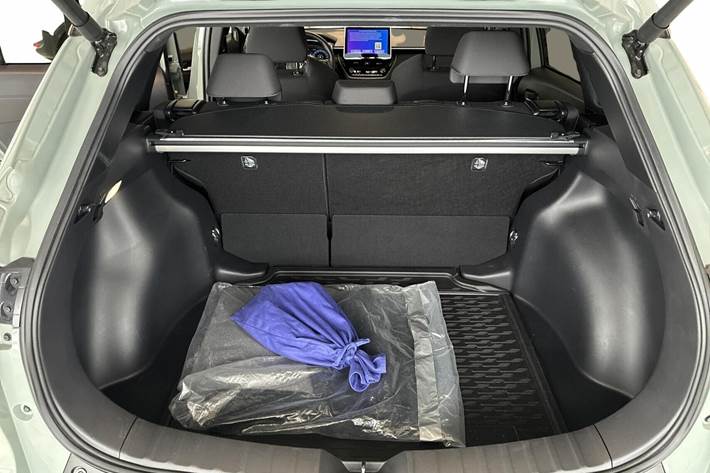 undefined Toyota Corolla Cross fra 2024