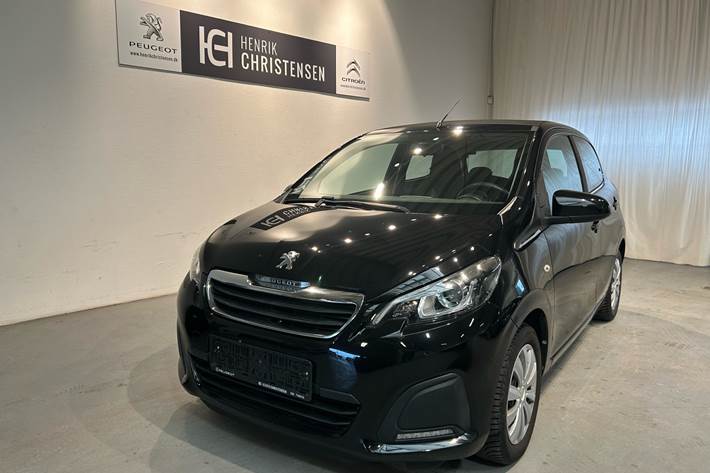 Sort Peugeot 108 fra 2014 set udefra