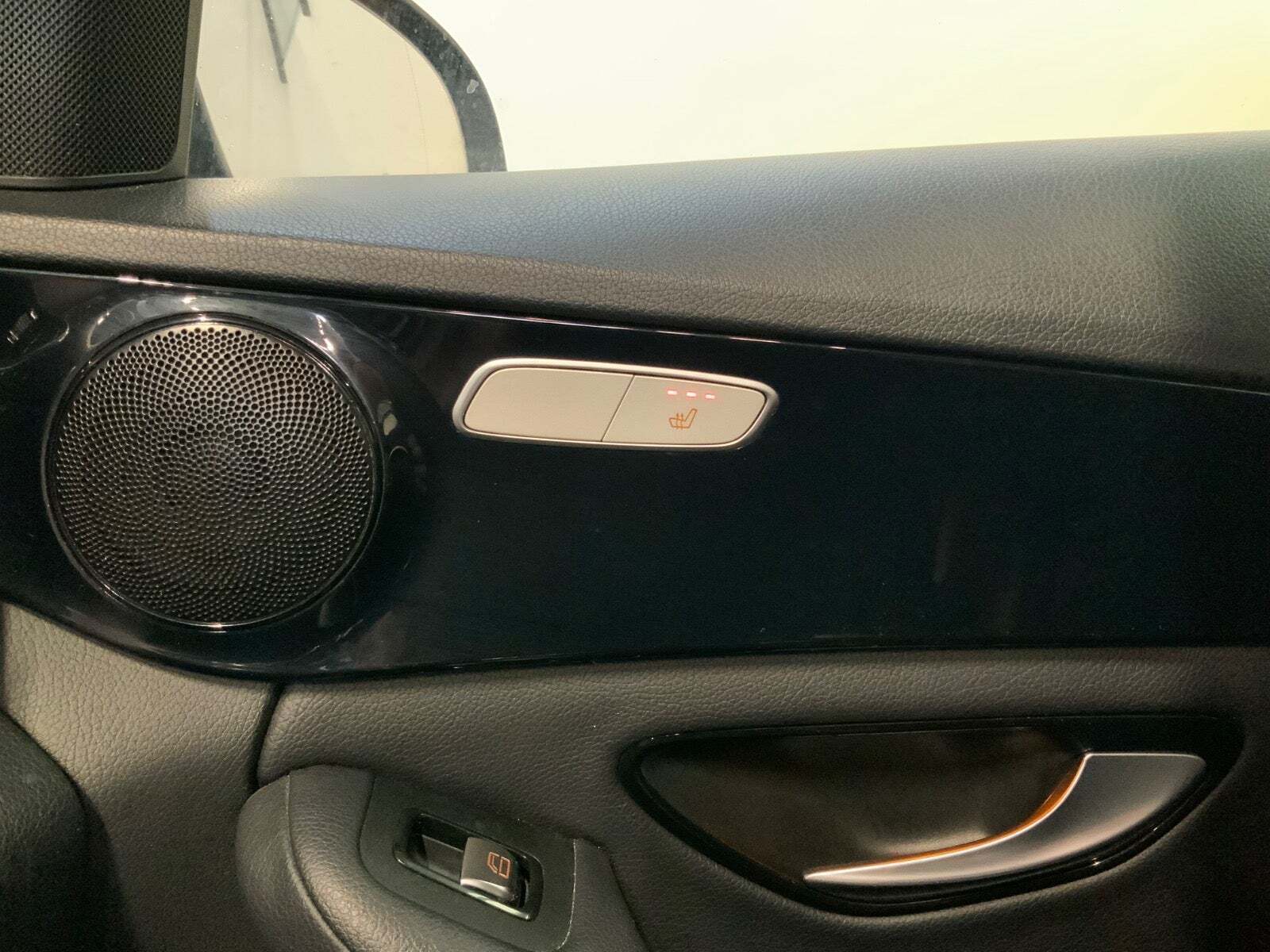 Sort Mercedes C220 d fra 2018