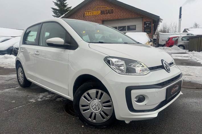 Hvid VW UP! fra 2017 set udefra