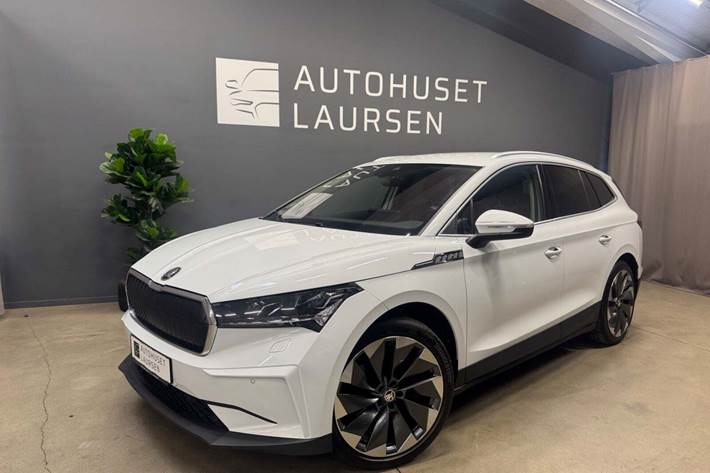 Hvid Skoda Enyaq fra 2021 set udefra