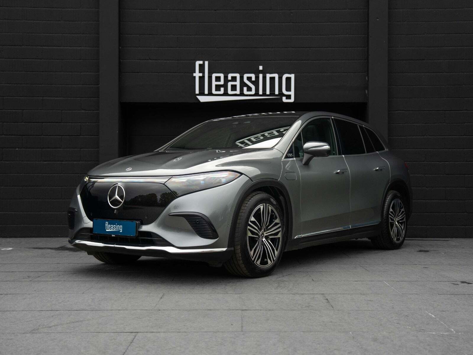 Mercedes EQS450+ SUV Electric Art 7prs