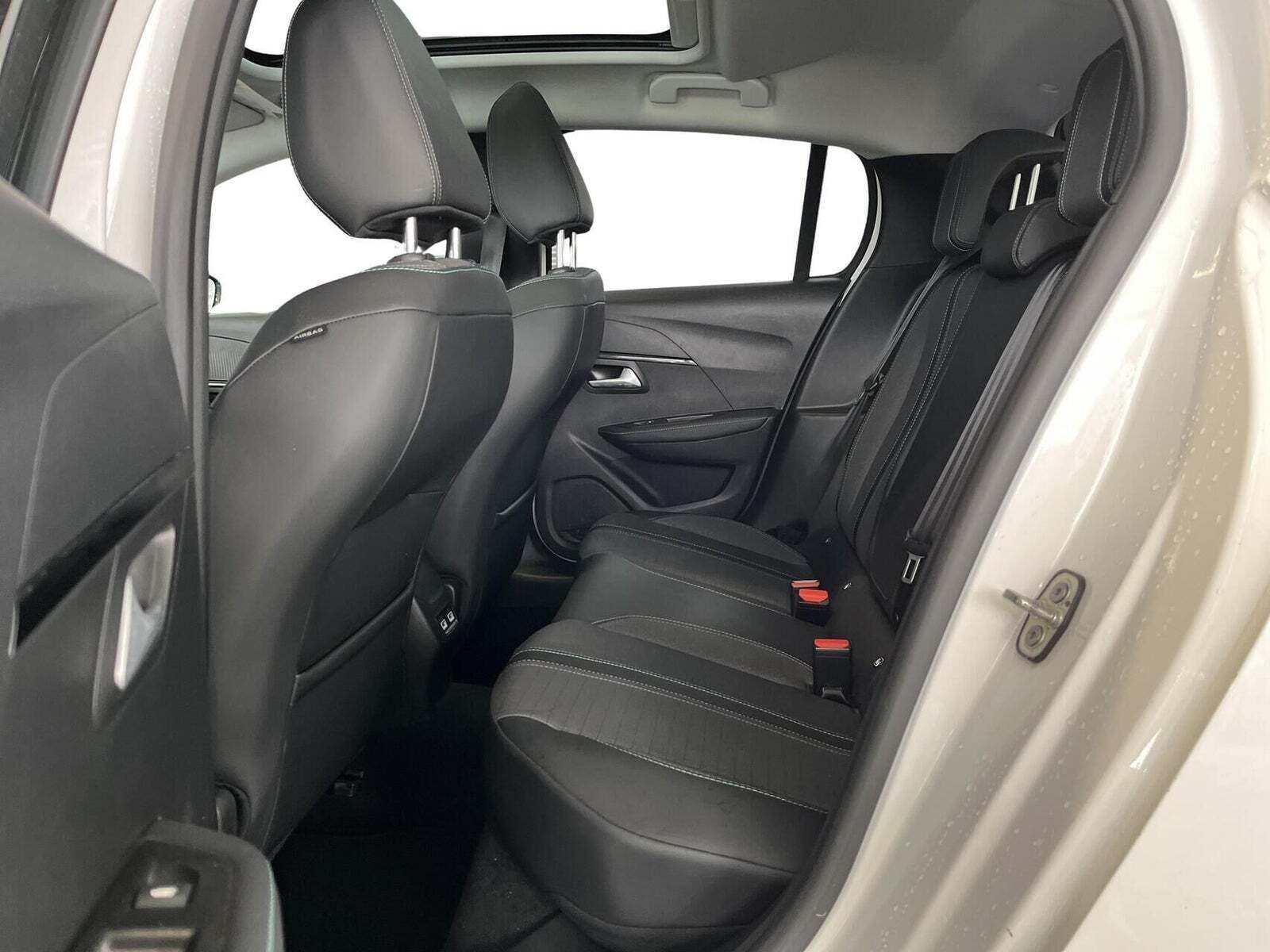 Peugeot 208 1,5 BlueHDi 100 Edition:210+