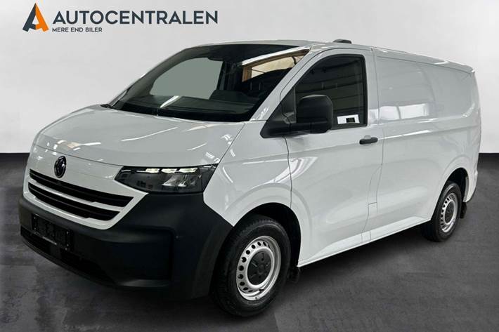 Hvid VW e-Transporter fra 2025 set udefra