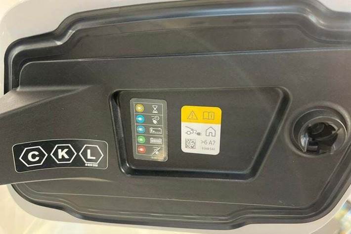 Hvid BMW i5 fra 2024