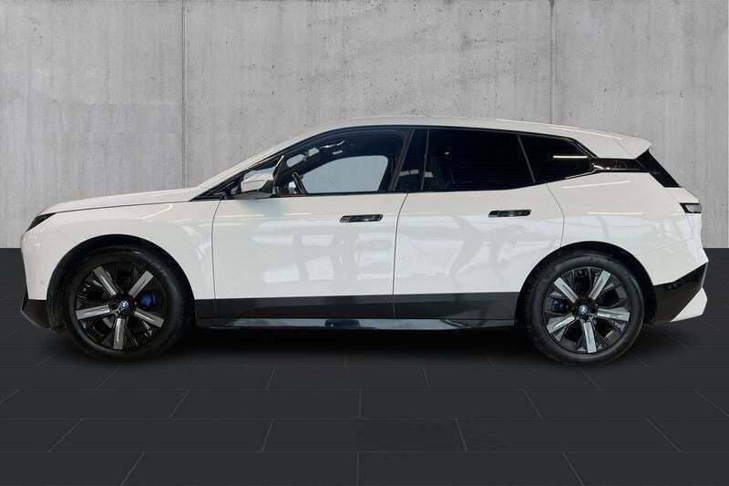 BMW iX xDrive40 Sport