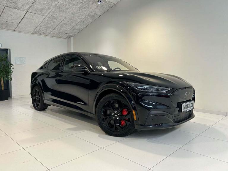 Ford Mustang Mach-E 70 Premium Standard Range AWD