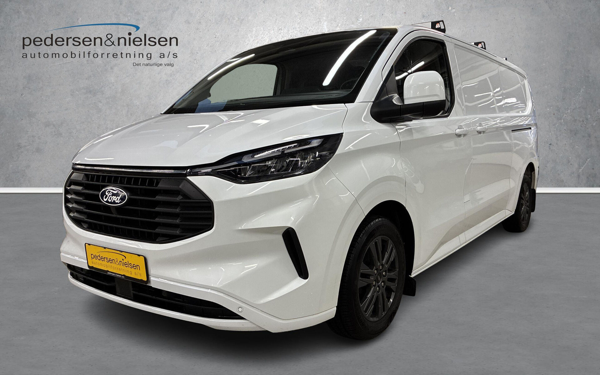 Ford Transit Custom 2,0 300 L2H1 EcoBlue Limited 170HK Van 8g Aut.