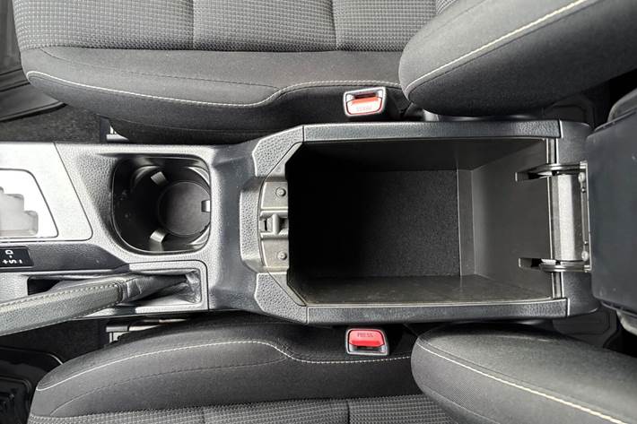 Grøn Toyota RAV4 fra 2018