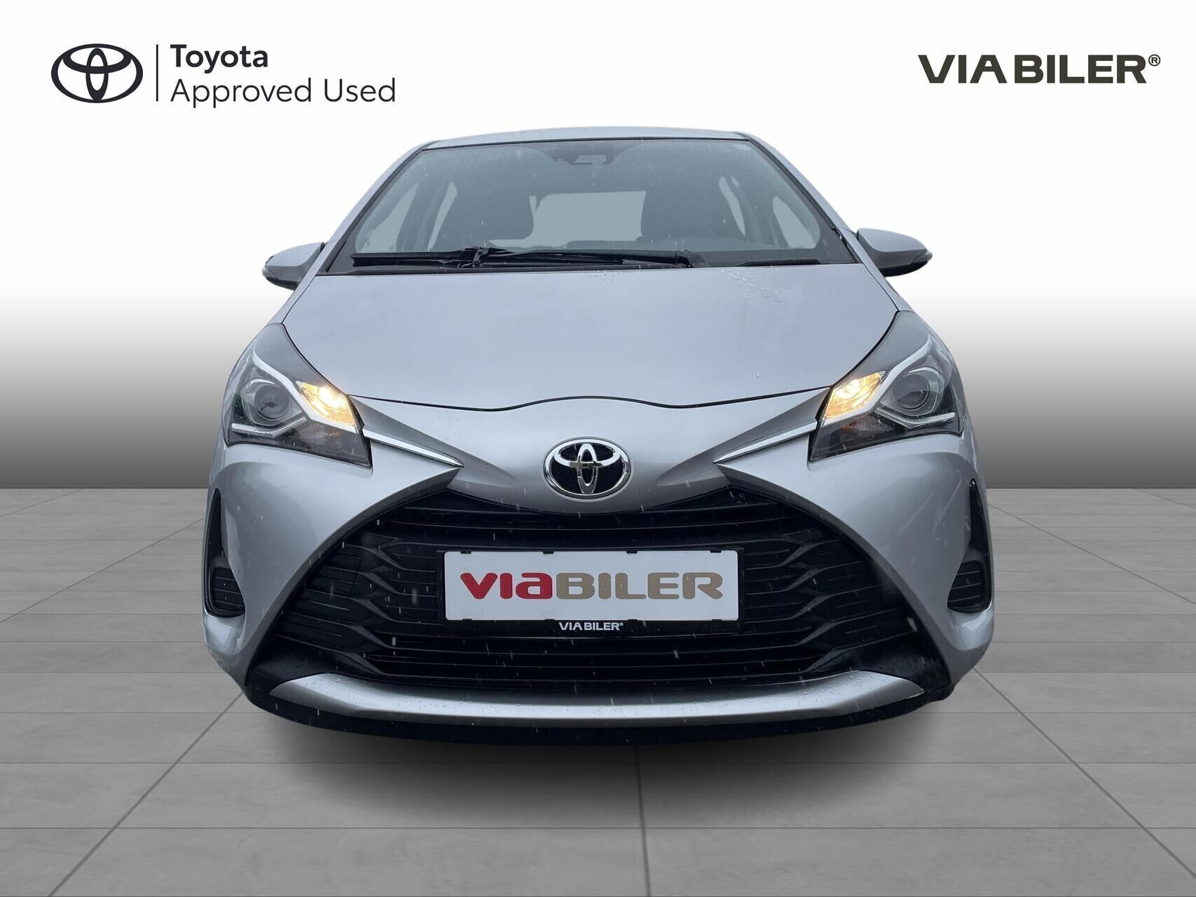 Toyota Yaris 1,0 VVT-I T2 72HK 5d