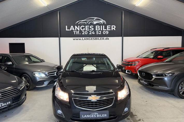 Sort Chevrolet Cruze fra 2013