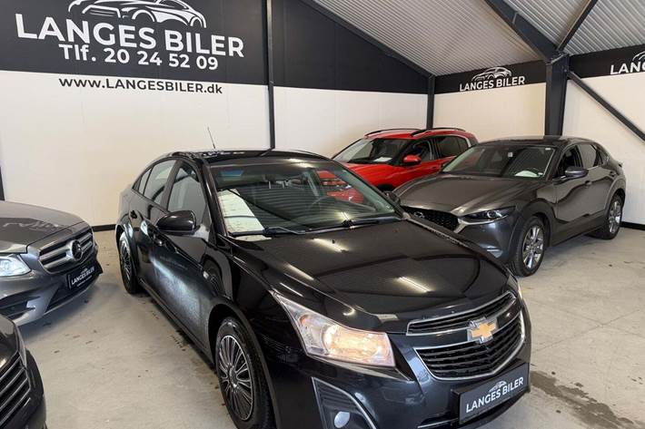 Sort Chevrolet Cruze fra 2013
