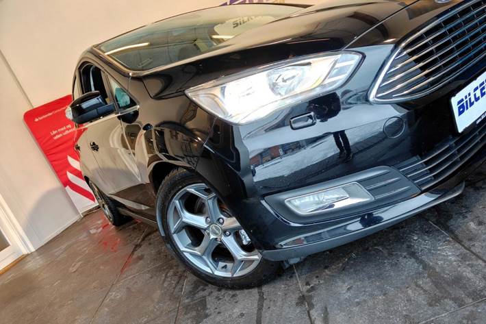 Sort Ford C-MAX fra 2018