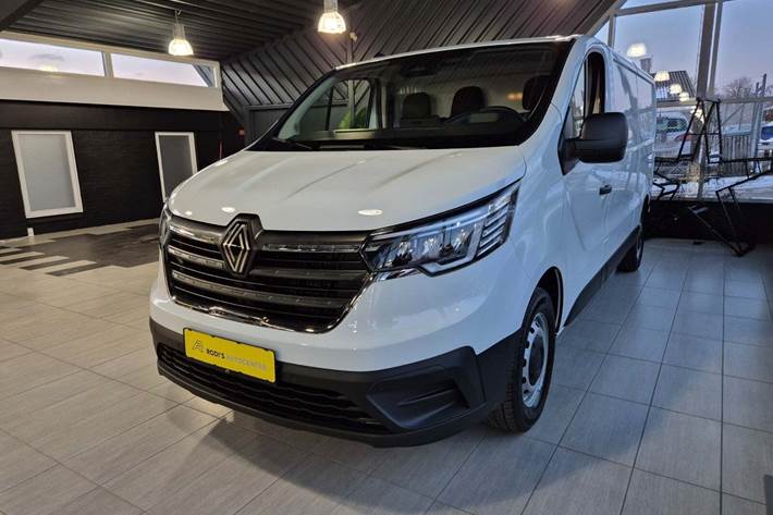 Hvid Renault Trafic fra 2025