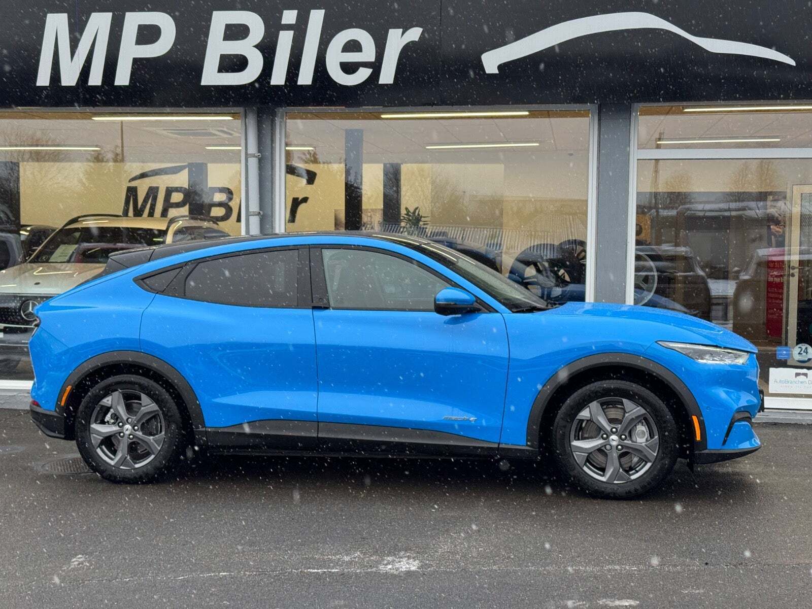 Ford Mustang Mach-E 73 Standard Range