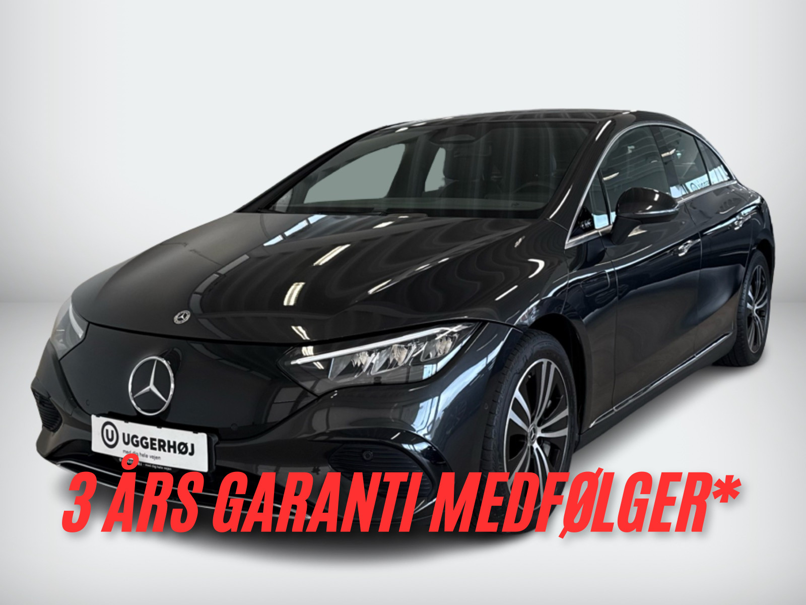 Grå Mercedes EQE350+ fra 2022 set udefra