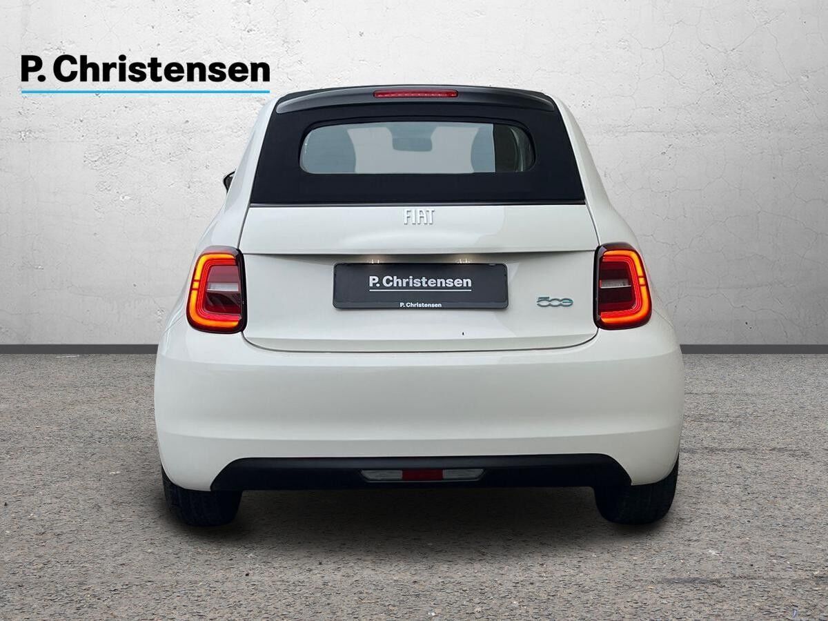 Fiat 500e 42 Icon Cabrio