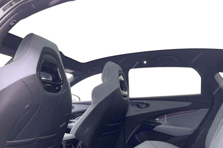 Sort BYD Seal fra 2024