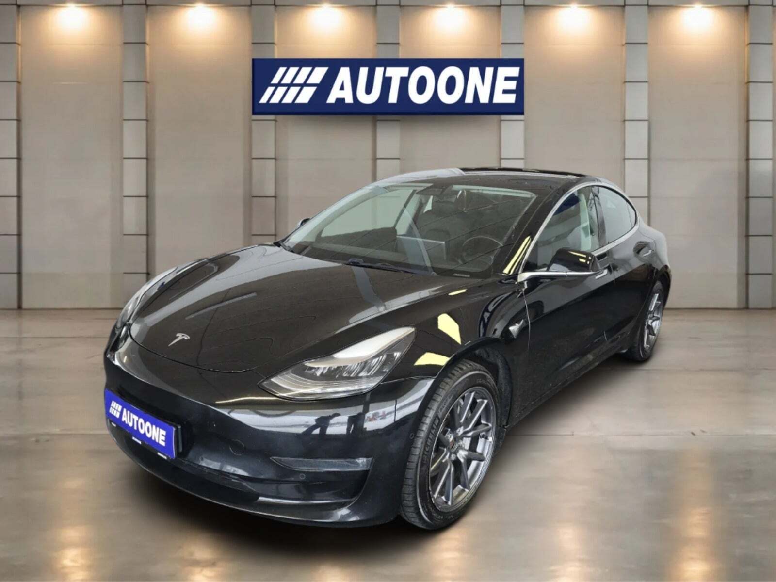 Tesla Model 3 Standard Range+ RWD