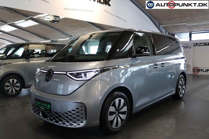 Grå VW ID.Buzz fra 2023 set udefra