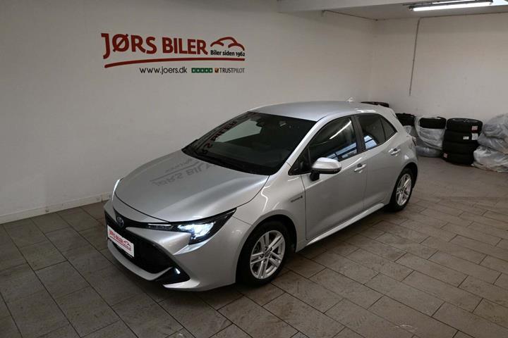 Sølv Toyota Corolla fra 2019