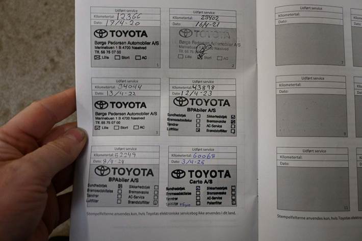 Sølv Toyota Corolla fra 2019