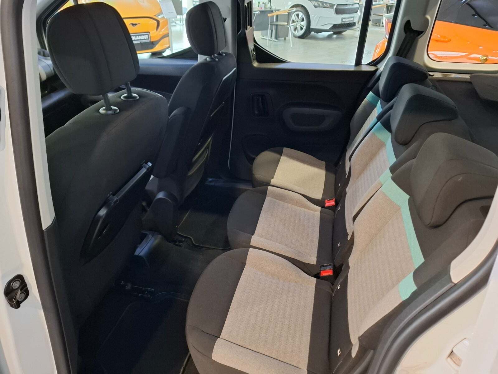 Hvid Citroën Berlingo fra 2019