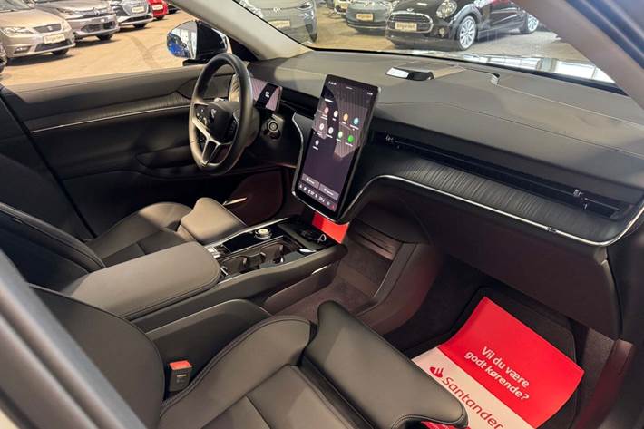 Grå Volvo EX90 fra 2025