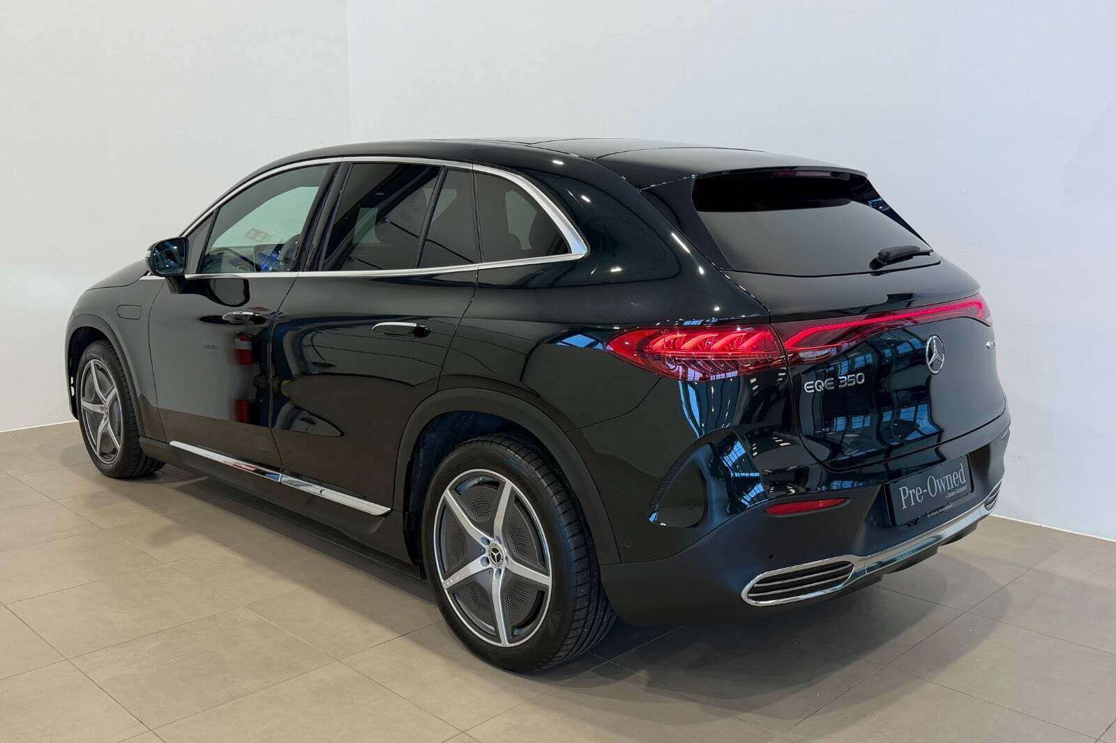 Mercedes EQE350 SUV AMG Line 4Matic