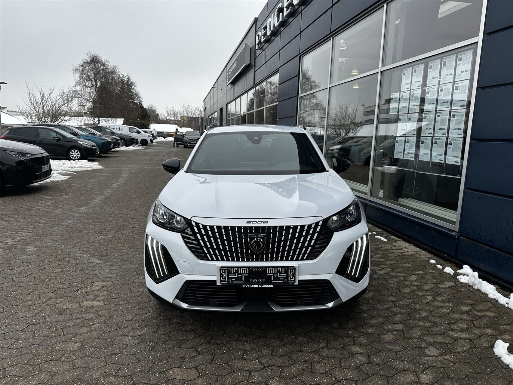 Peugeot e-2008 EL Allure 156HK 5d Aut.