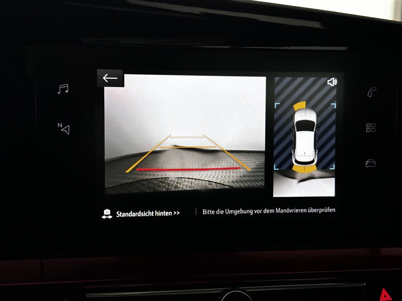 Sort Opel Mokka-e fra 2023