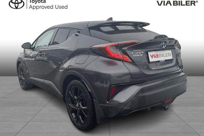 Grå Toyota C-HR fra 2018