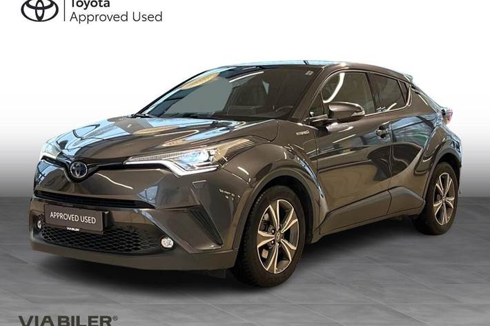 Grå Toyota C-HR fra 2018 set udefra
