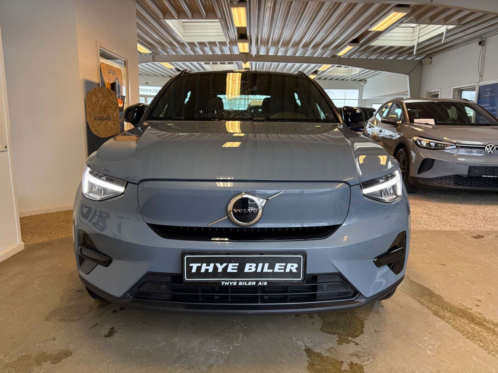 Volvo XC40 P6 ReCharge Core