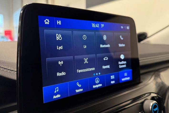 Sort Ford Kuga fra 2022