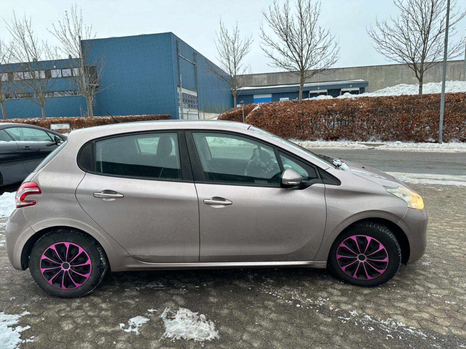 Peugeot 208 1,2 VTi Access