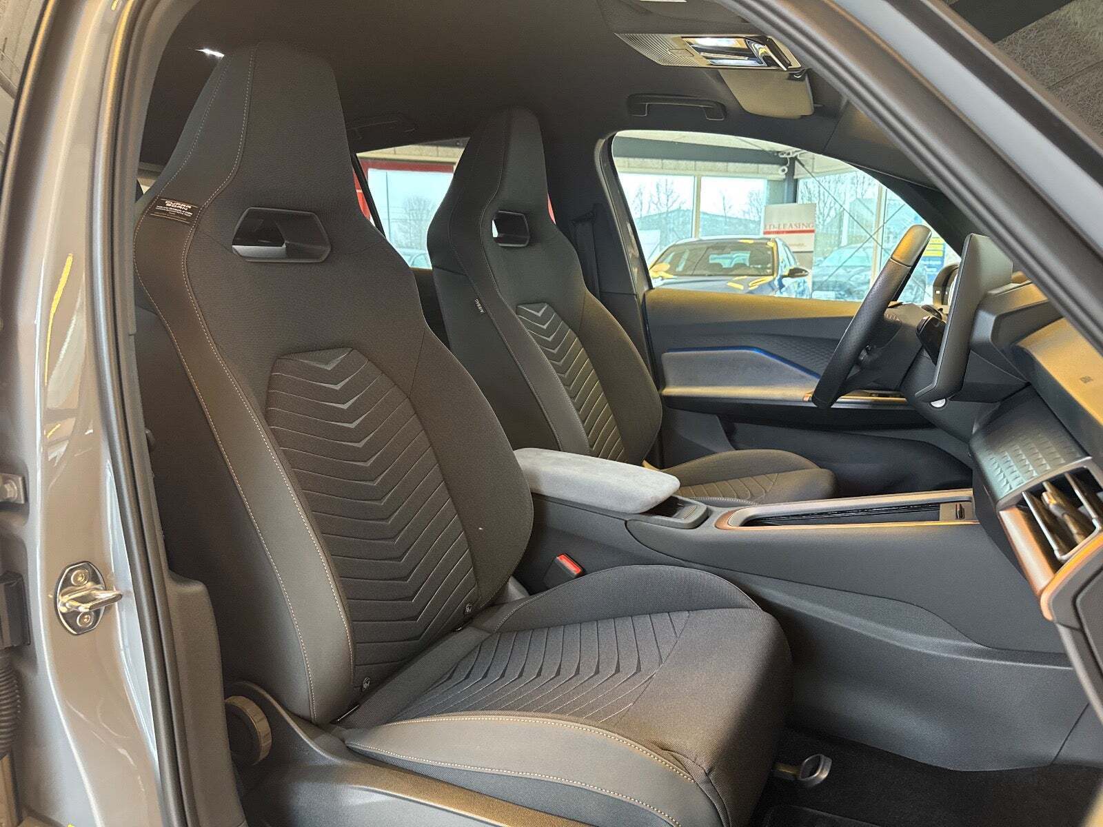 Grå Cupra Born fra 2025