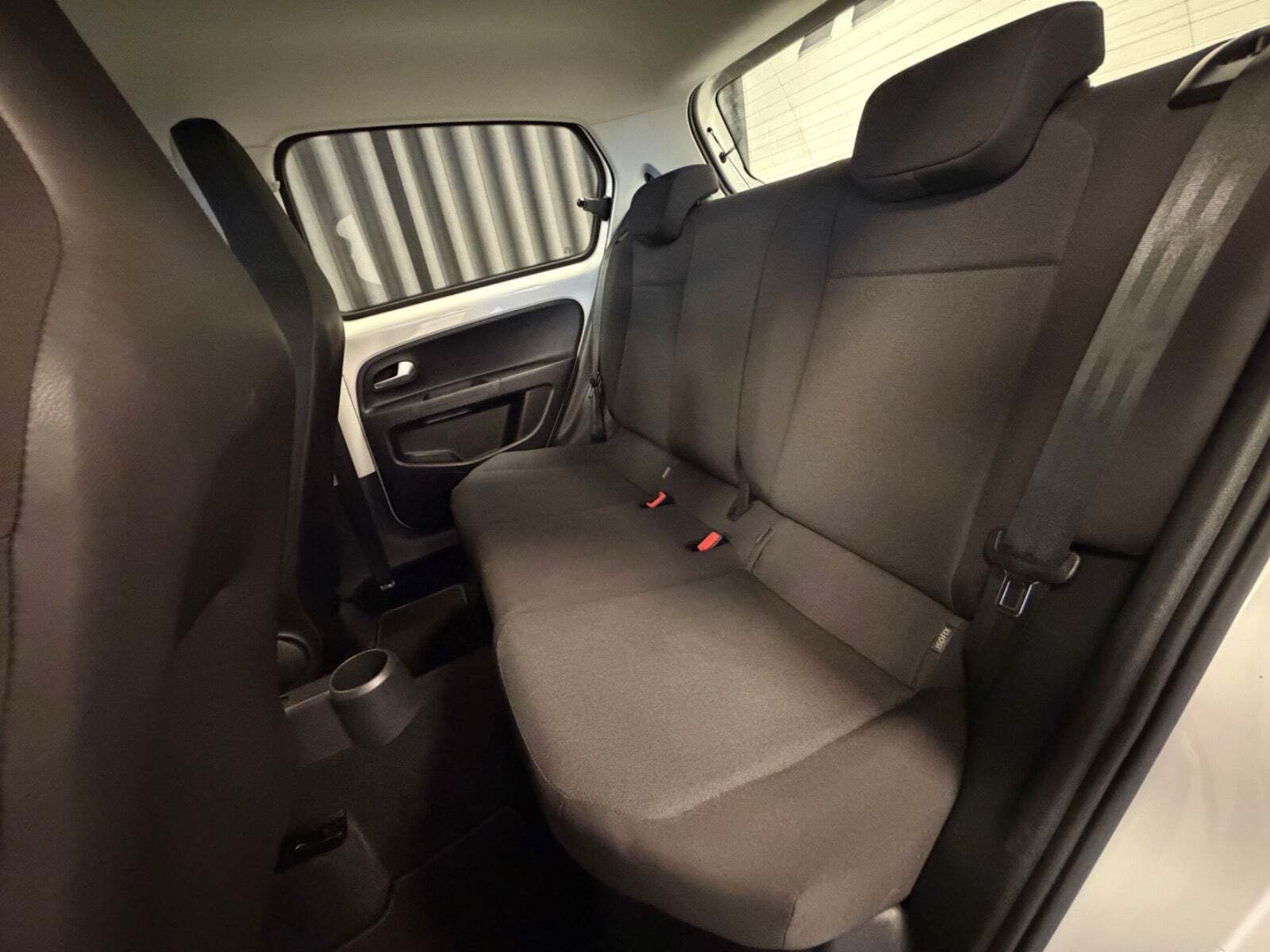 Hvid VW UP! fra 2018