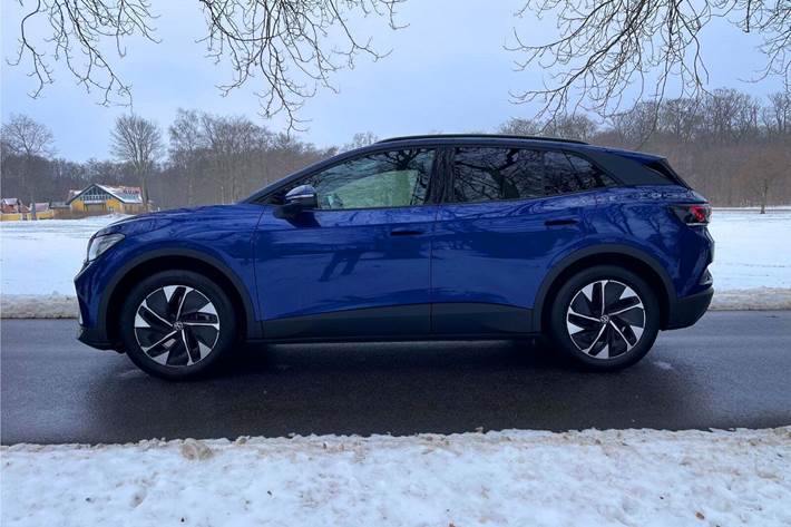Blå VW ID.4 fra 2025