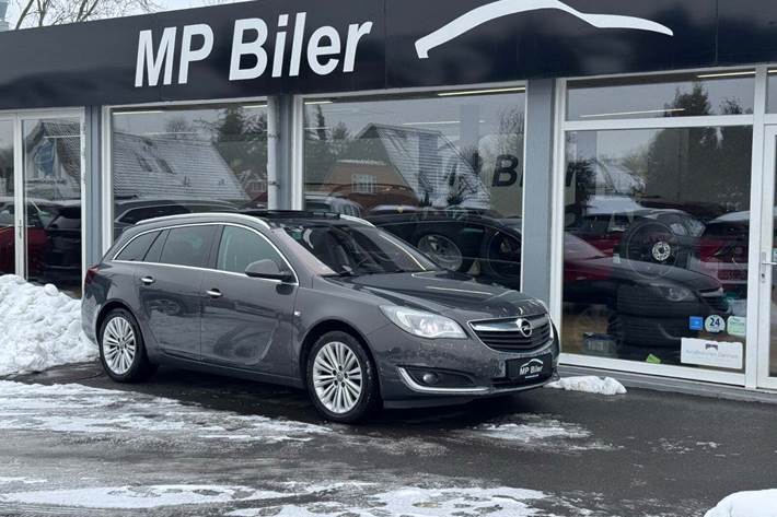 Grå Opel Insignia fra 2016