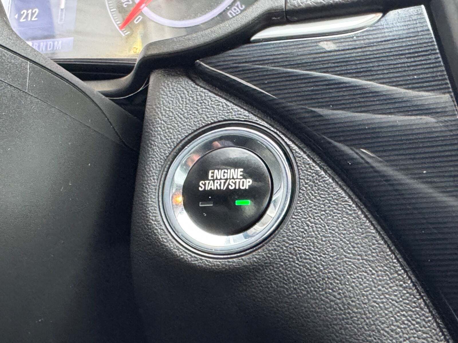 Grå Opel Insignia fra 2016