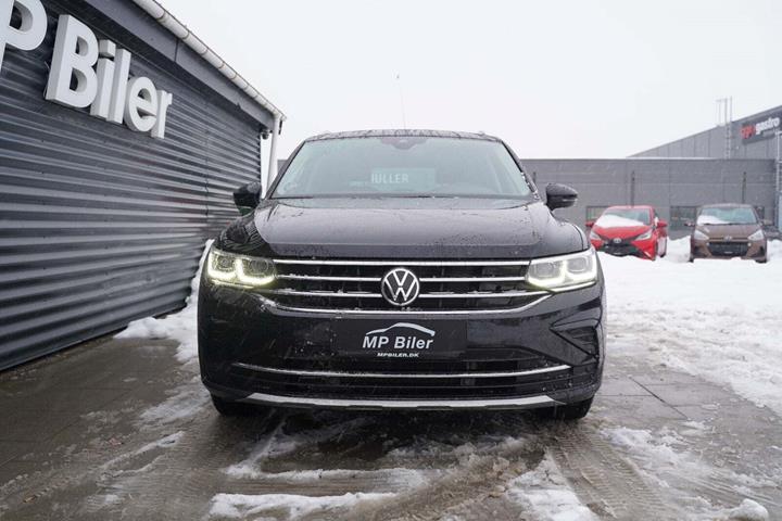 Sort VW Tiguan fra 2022