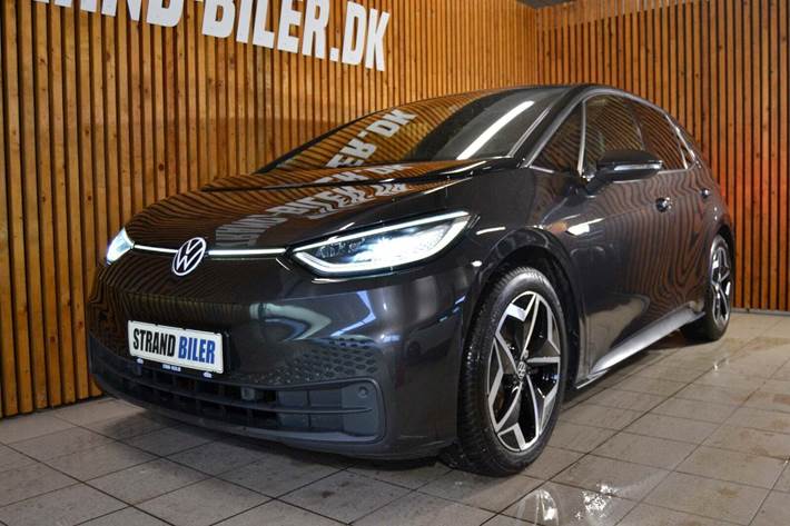 Grå VW ID.3 fra 2021 set udefra