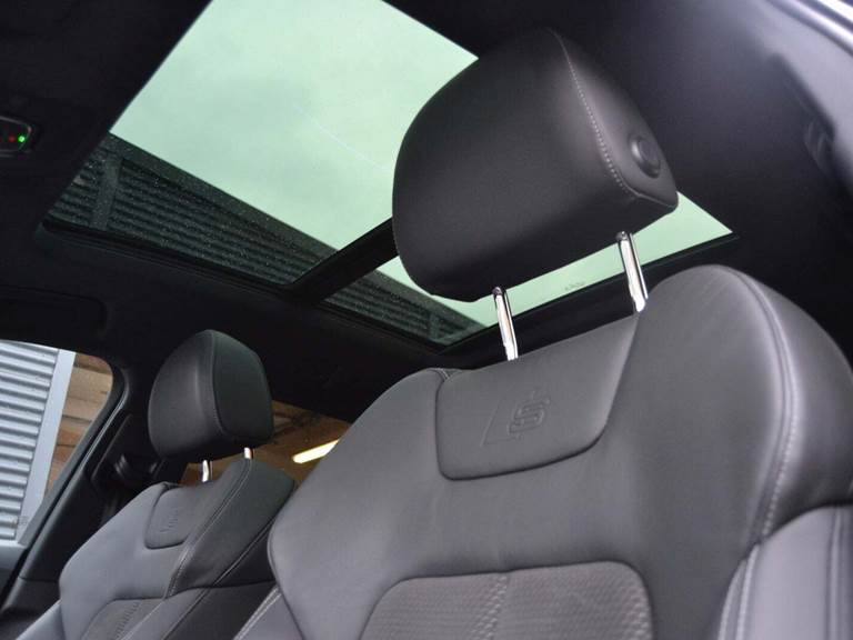 Audi e-tron 55 S-line quattro