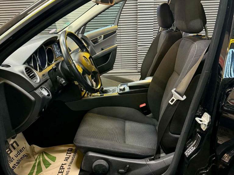 Mercedes C180 1,8 Avantgarde stc. BE