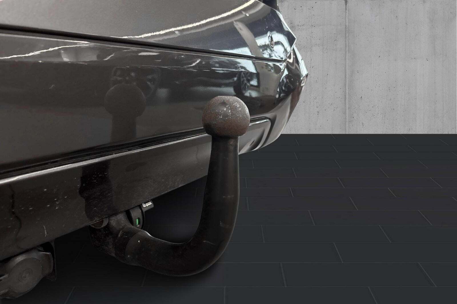 Grå BMW X1 fra 2021