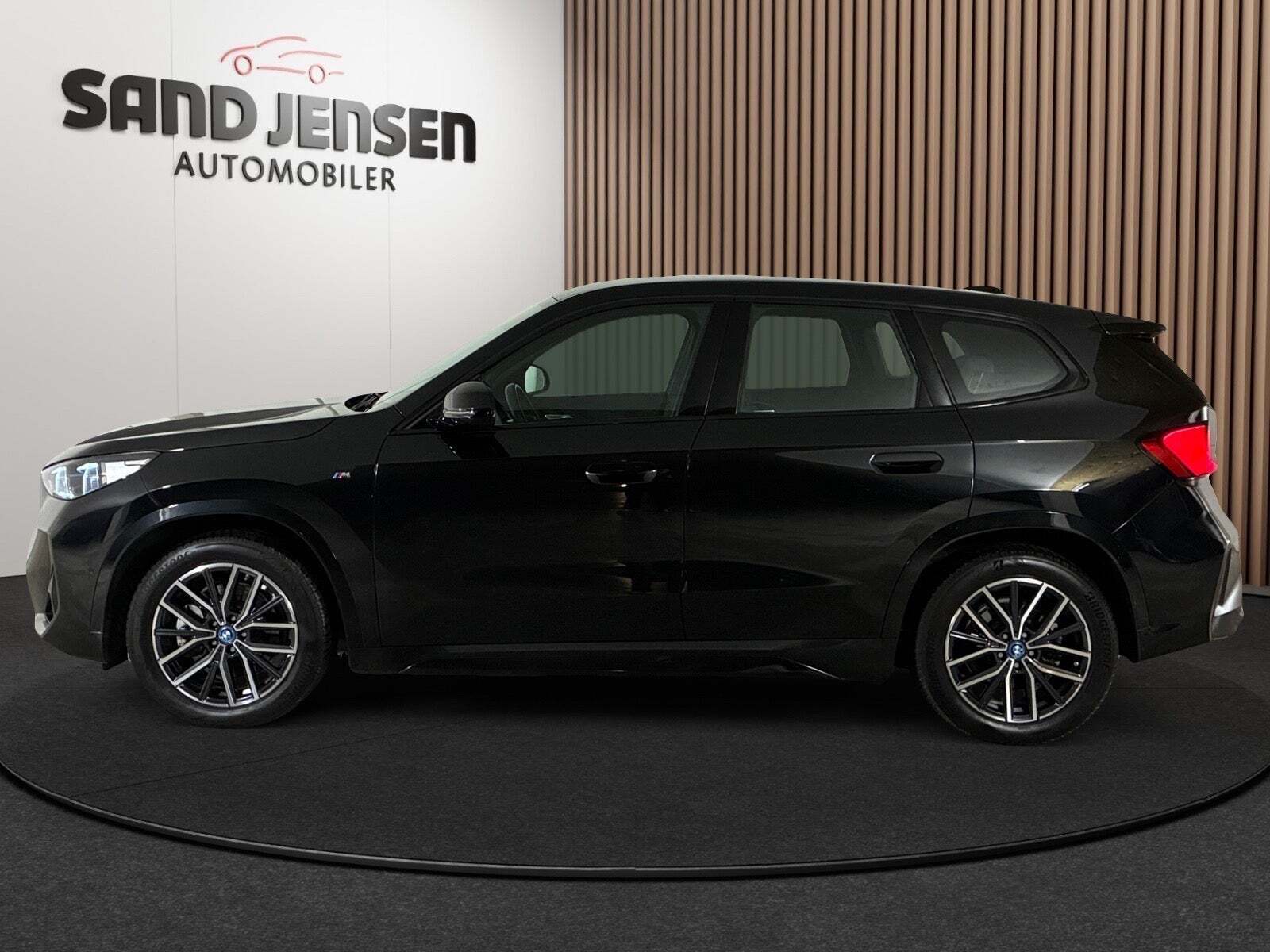 BMW iX1 xDrive30 M-Sport Premium