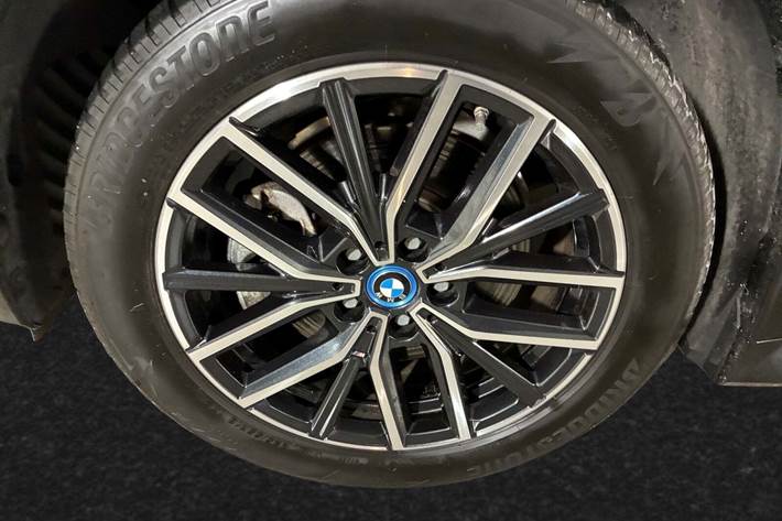 Sort BMW iX1 fra 2024