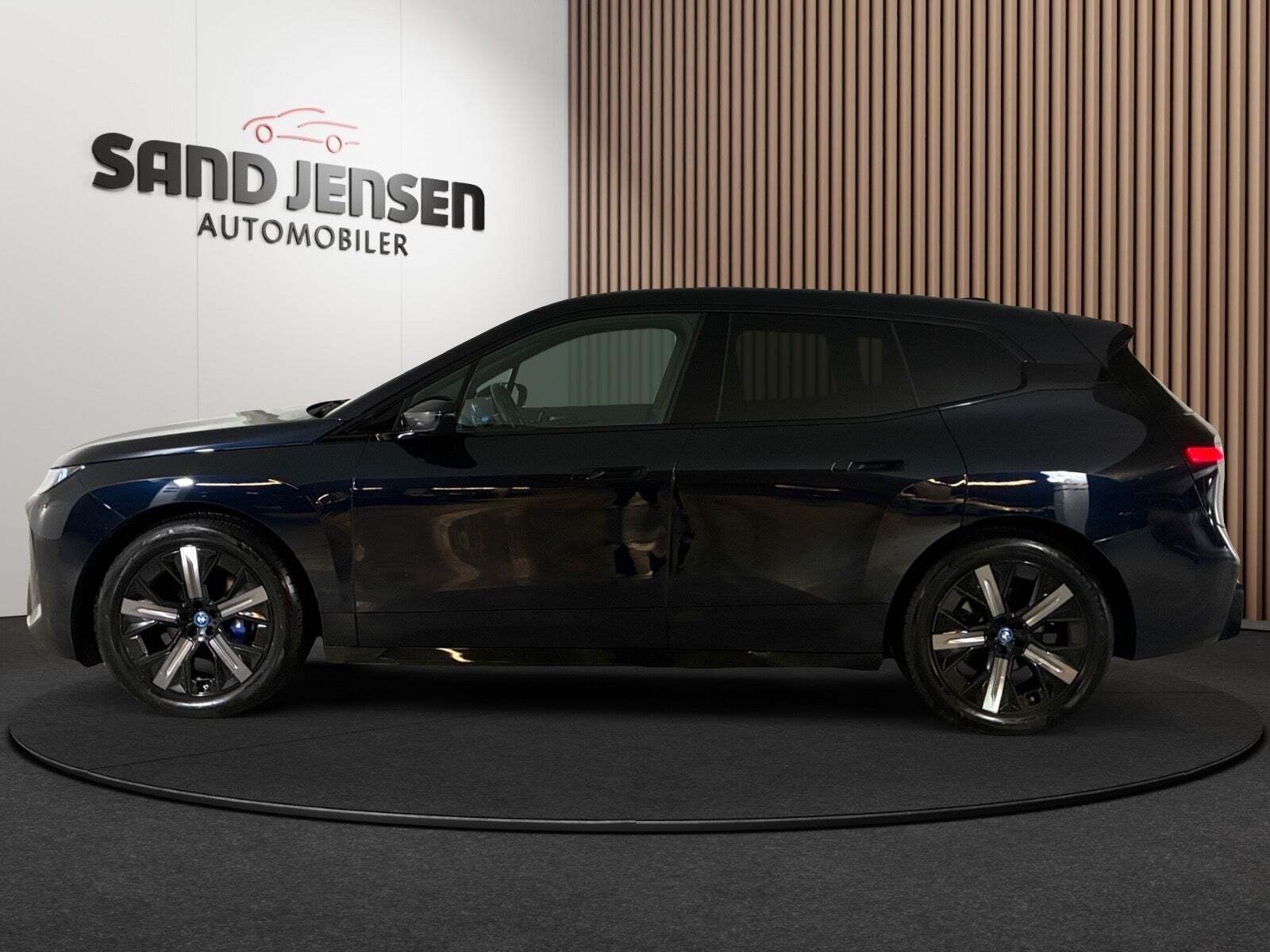 BMW iX xDrive45 M-Sport