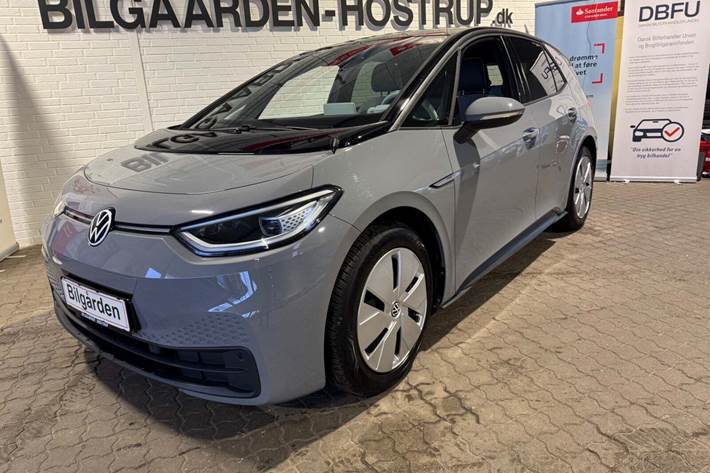 Grå VW ID.3 fra 2022 set udefra
